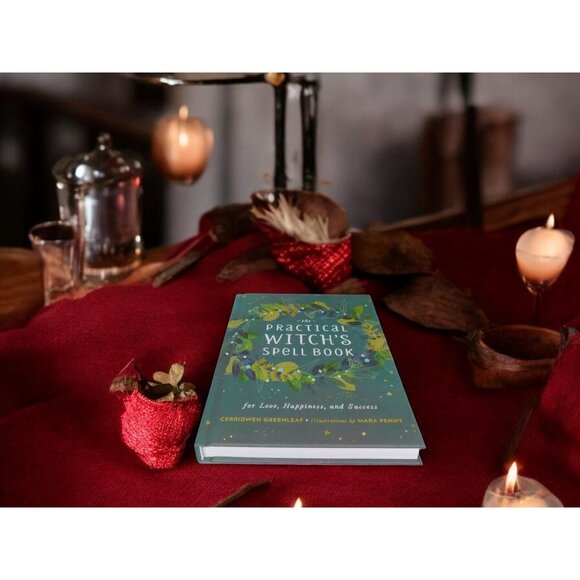 The Practical Witch's Spell Book HC by Cerridwen Greenleaf Spellcasting Guide Ne - Picture 7 of 7